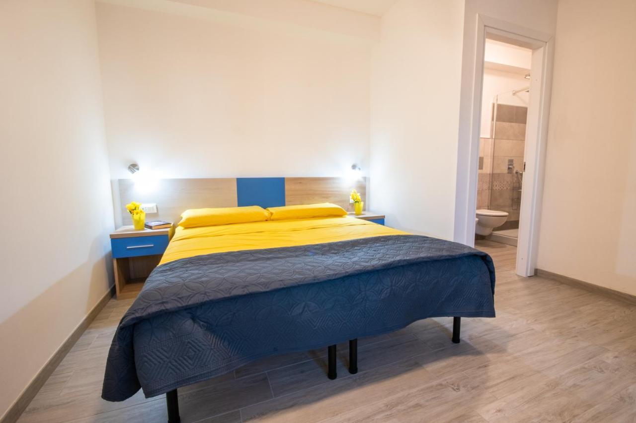 Bed & Blu Guest house *