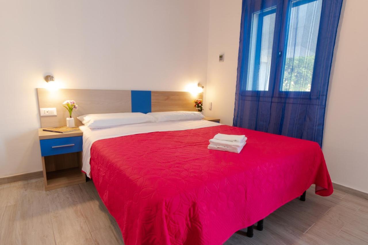Bed & Blu Guest house *