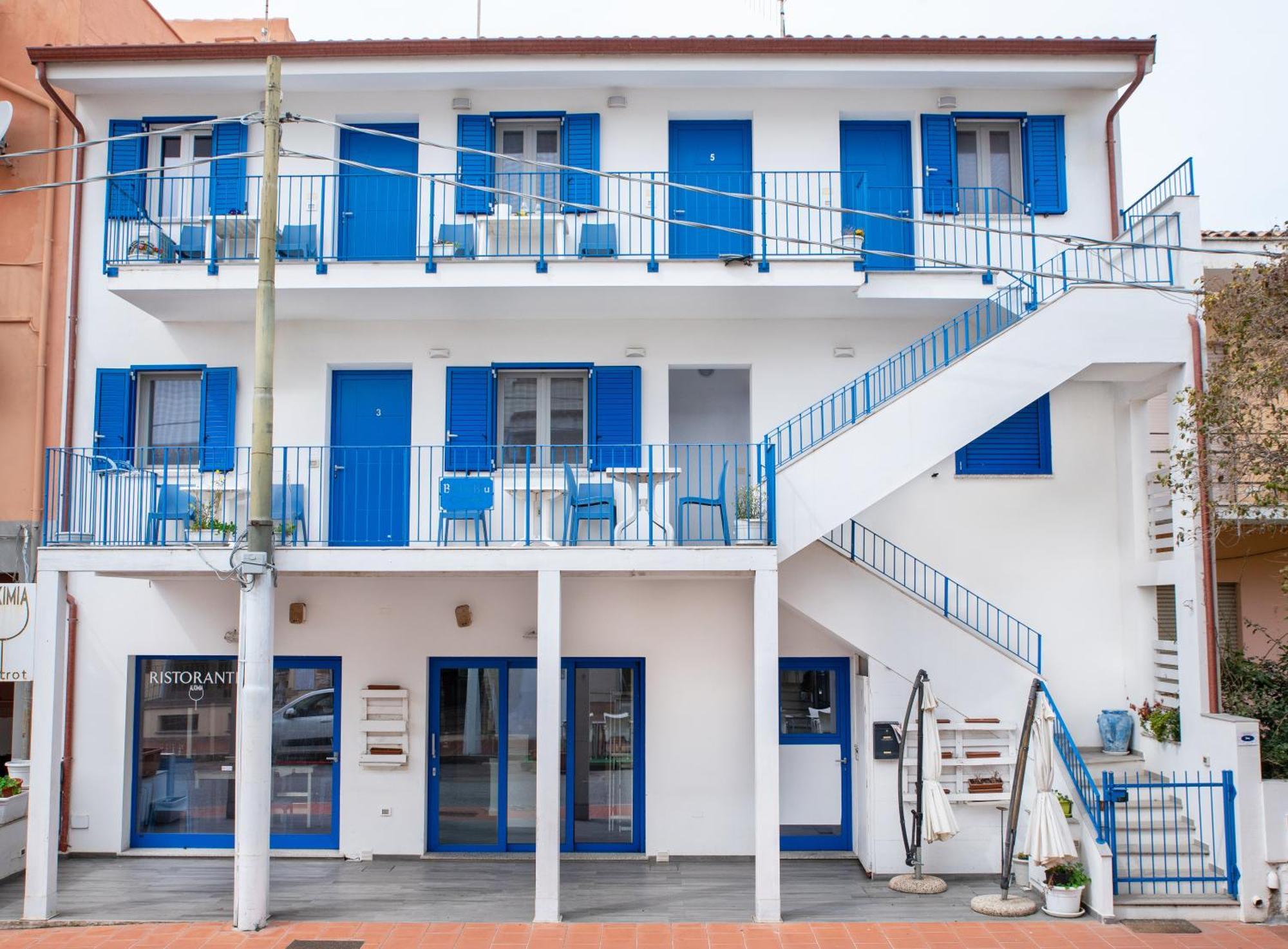 Bed & Blu Guest house *